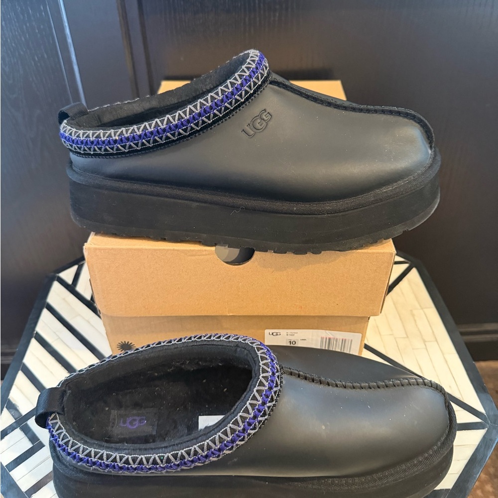 🖤 UGG Tazz Slippers – Black (UMBL) – Women’s 10 – Box Included